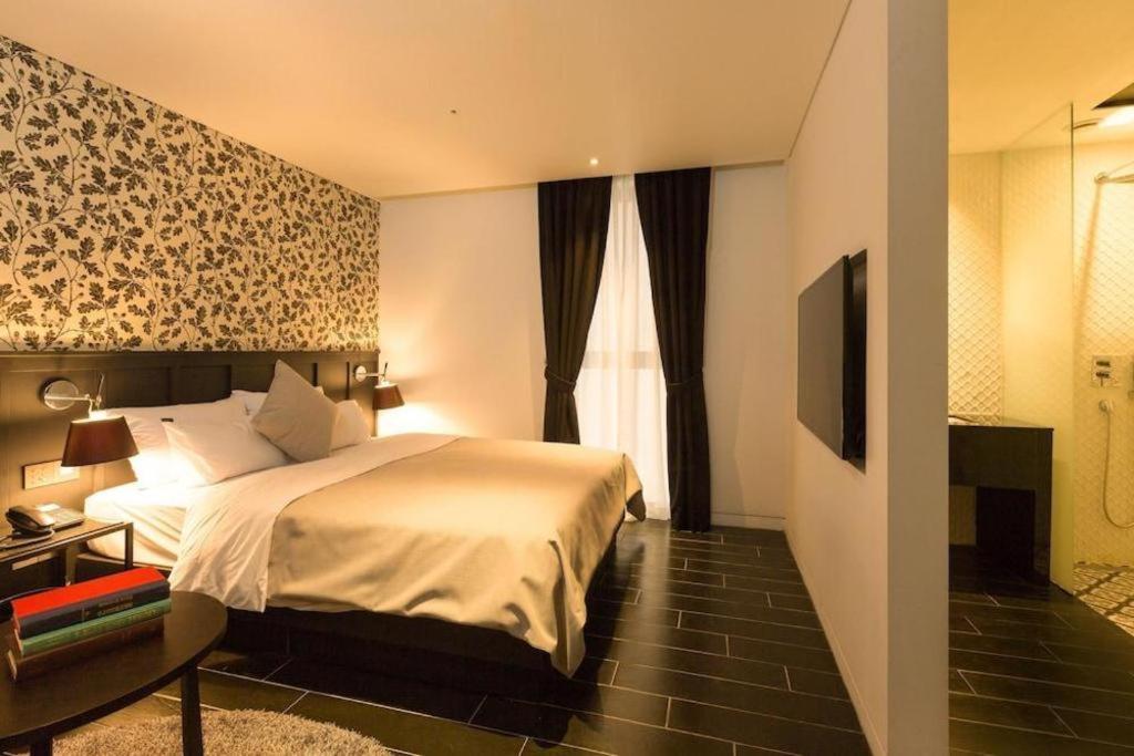 Trang Blue Hotel Seul Esterno foto